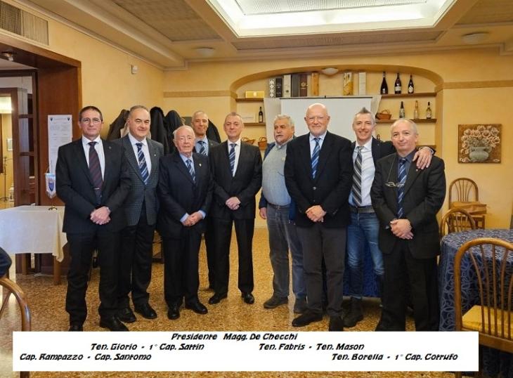 foto gruppo consiglio unuci padova4.jpg